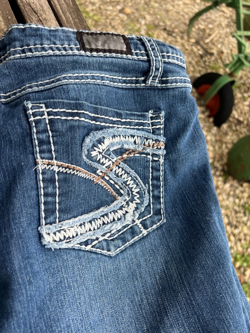 Womens Capris - Picture 3 of 3